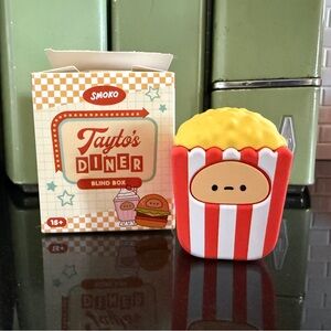 Smoko Tayto's Diner Blind Box Figure - Popcorn